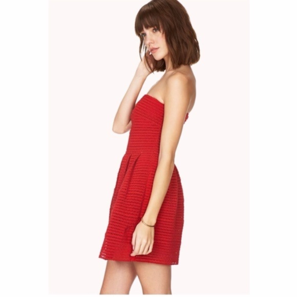 184 F21 Red Stand Out Fit & Flare Strapless Dress sz S - Picture 2 of 8
